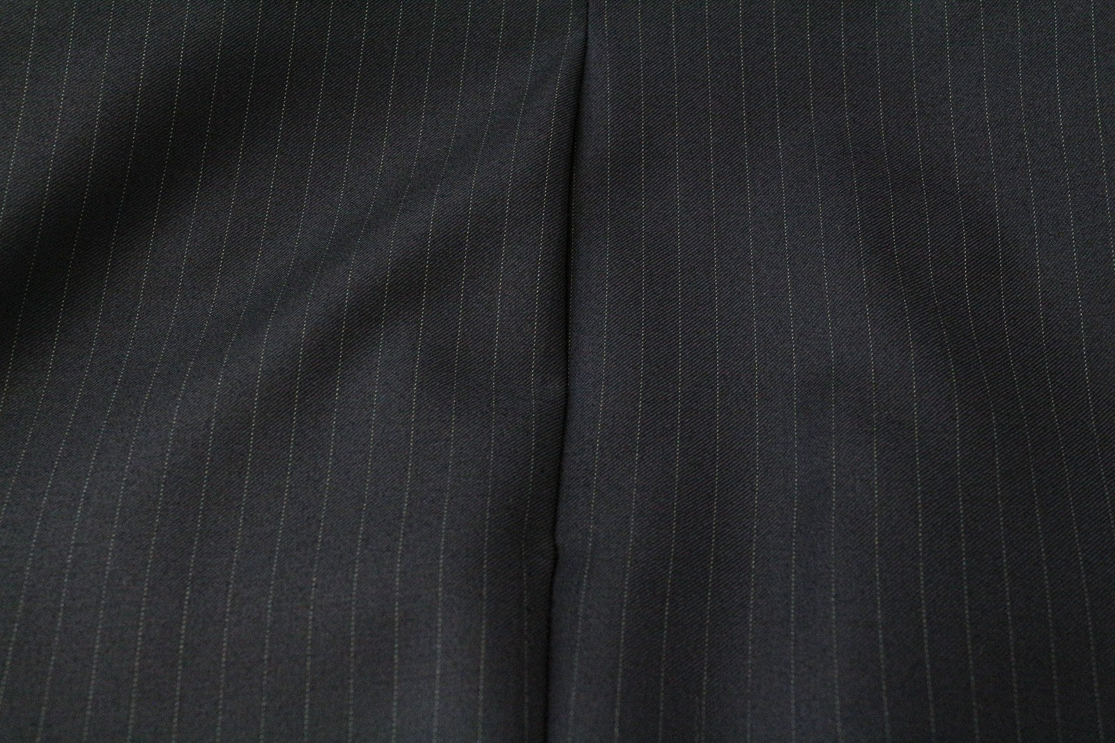 SUITSUPPLY La Spalla vyriškas tamsiai mėlynas vilnonis dryžuotas švarkas, UK36L, raštuotas 