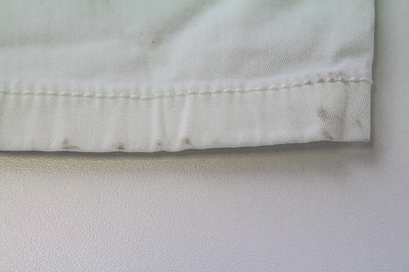 MAISON SCOTCH moteriškos kelnės W27/L30 baltos, aptemptos, su 5 kišenėmis ir užtrauktuku 