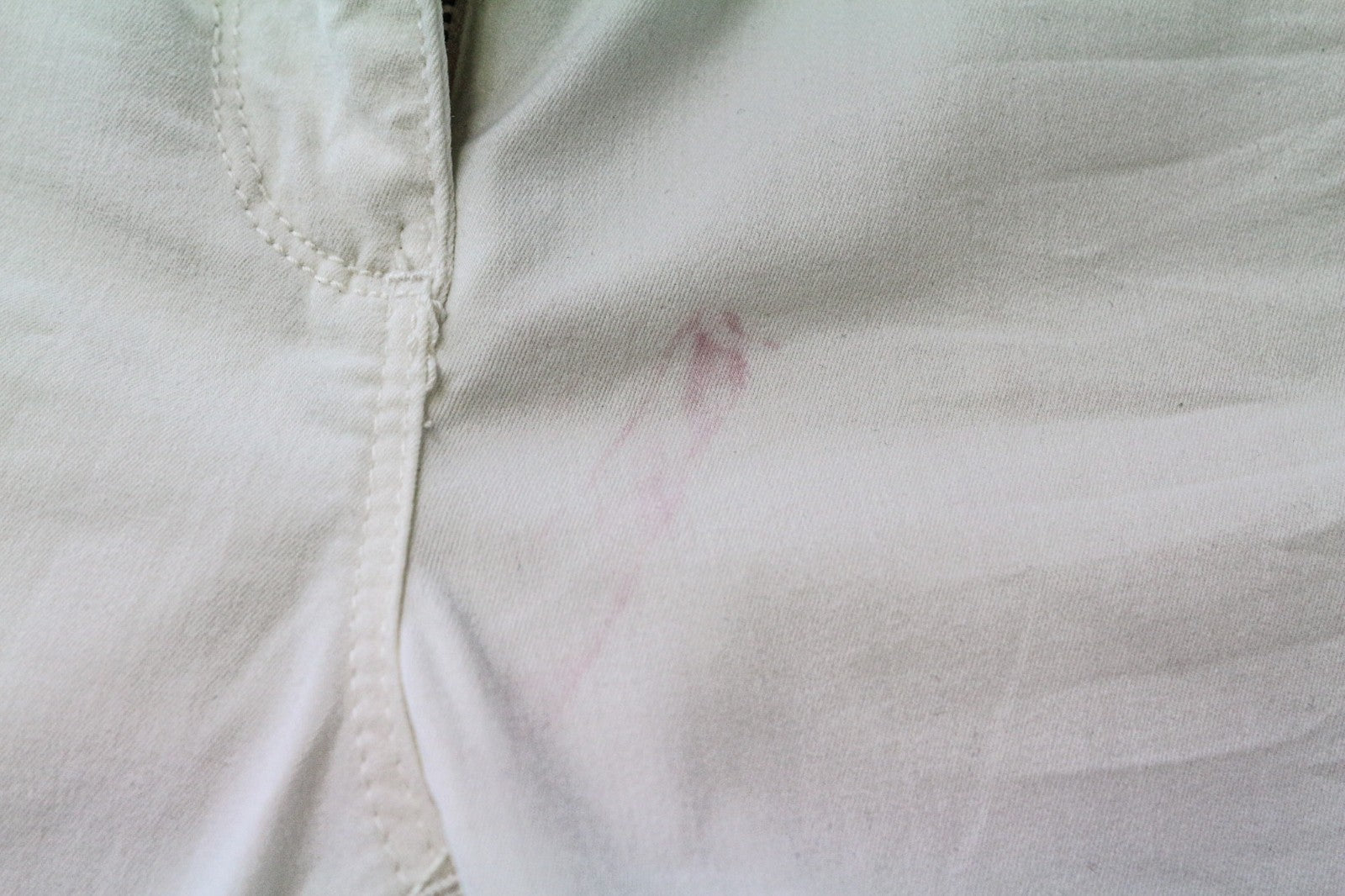MAISON SCOTCH moteriškos kelnės W27/L30 baltos, aptemptos, su 5 kišenėmis ir užtrauktuku 