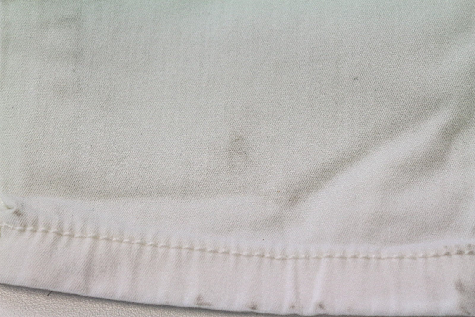 MAISON SCOTCH moteriškos kelnės W27/L30 baltos, aptemptos, su 5 kišenėmis ir užtrauktuku 