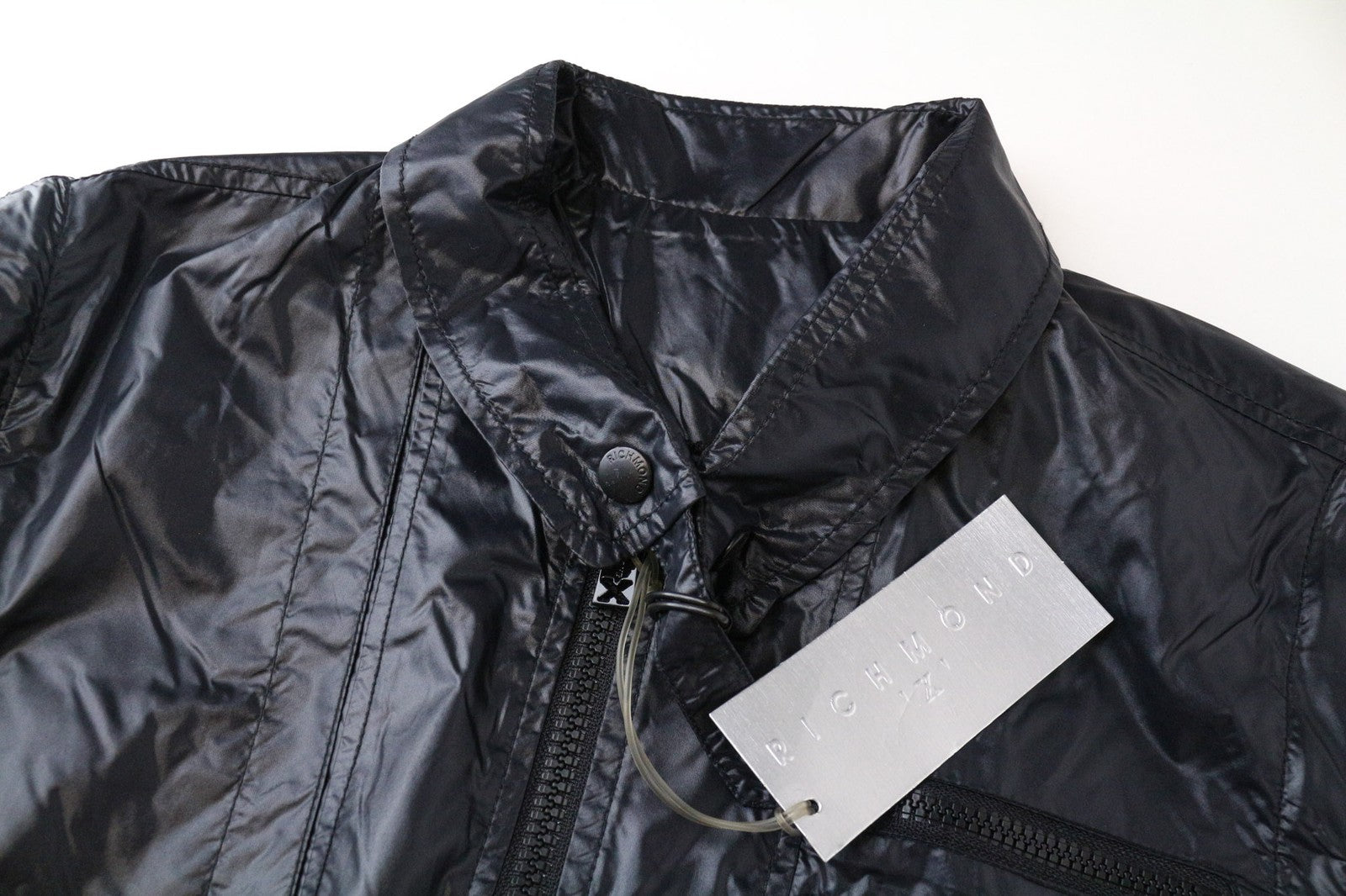 RICHMOND vyriška striukė 48 tamsiai mėlyna bomber stiliaus ilgomis rankovėmis, su keliomis kišenėmis ir užtrauktuku 