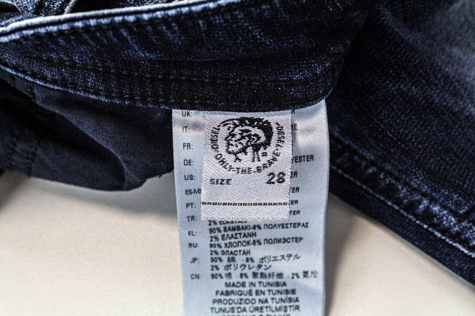 DIESEL Thommer CB-NE 069JF vyriški džinsai W28 Jogg Slim Blue Stretch Cotton 