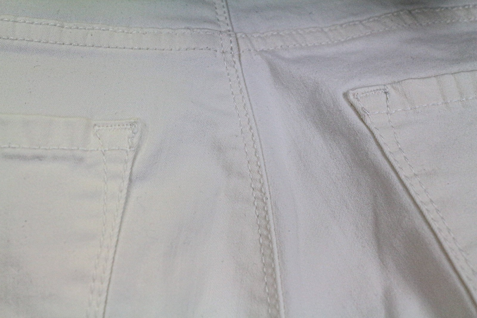 MAISON SCOTCH La Bohemienne moteriškos aptemptos kelnės, W28/L30, balkšvos, vidutinio liemens 