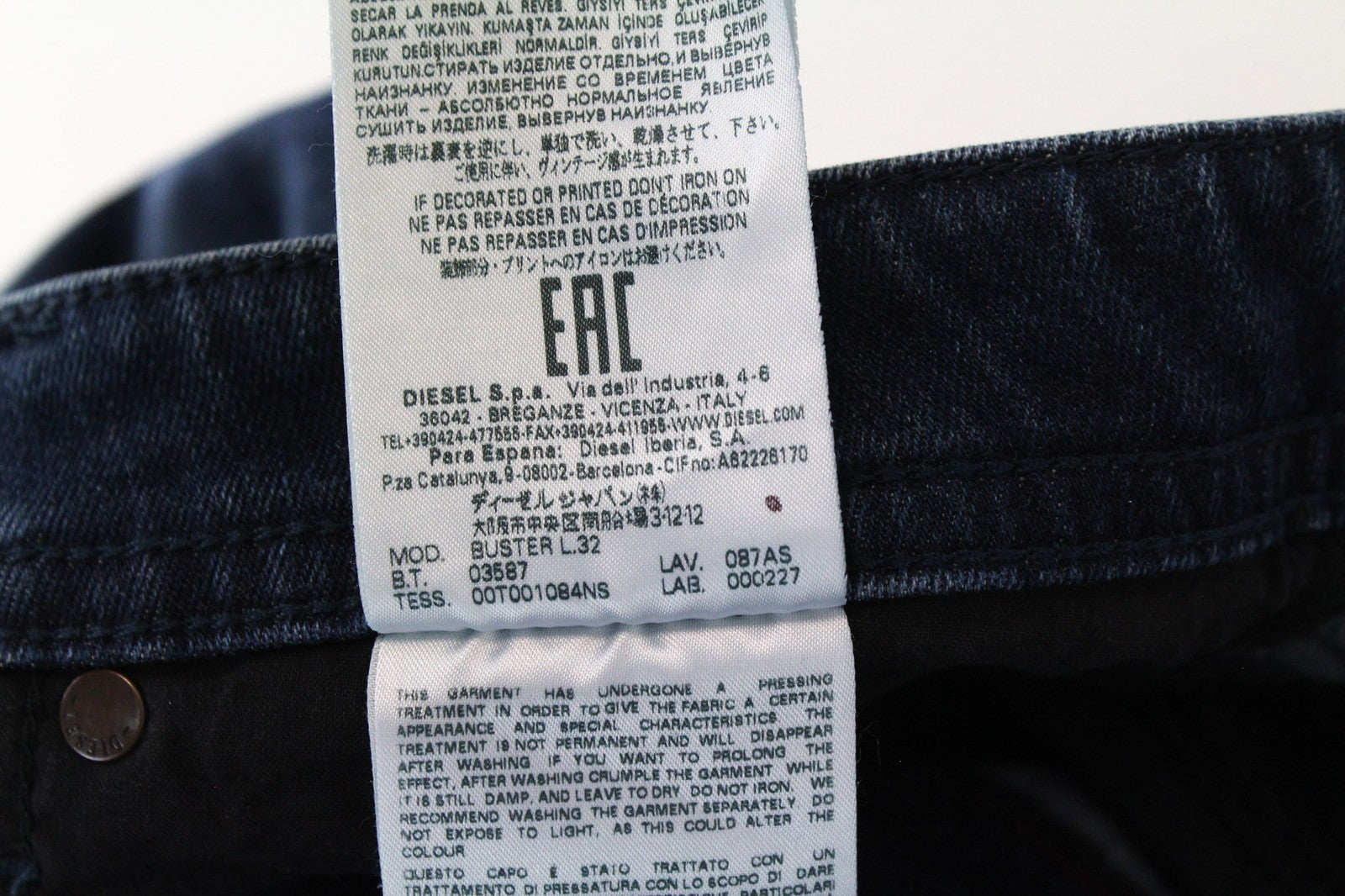 DIESEL Buster 087AS vyriški džinsai W26/L32 berniukams, siaurėjantys, mėlyni, tamprūs medvilniniai džinsai 