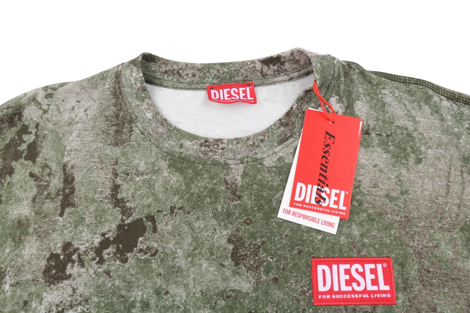 DIESEL T-Boxt-R12 Men T-Shirt L Green Camouflage Crew Neck Short Sleeved