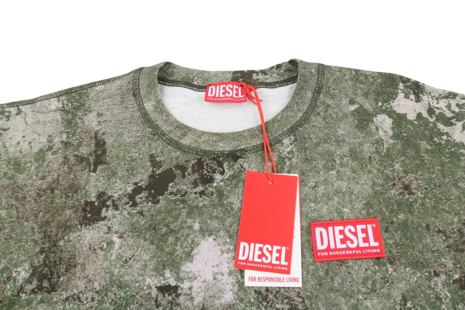 DIESEL T-Boxt-R12 Men T-Shirt M Green Camouflage Crew Neck Short Sleeved