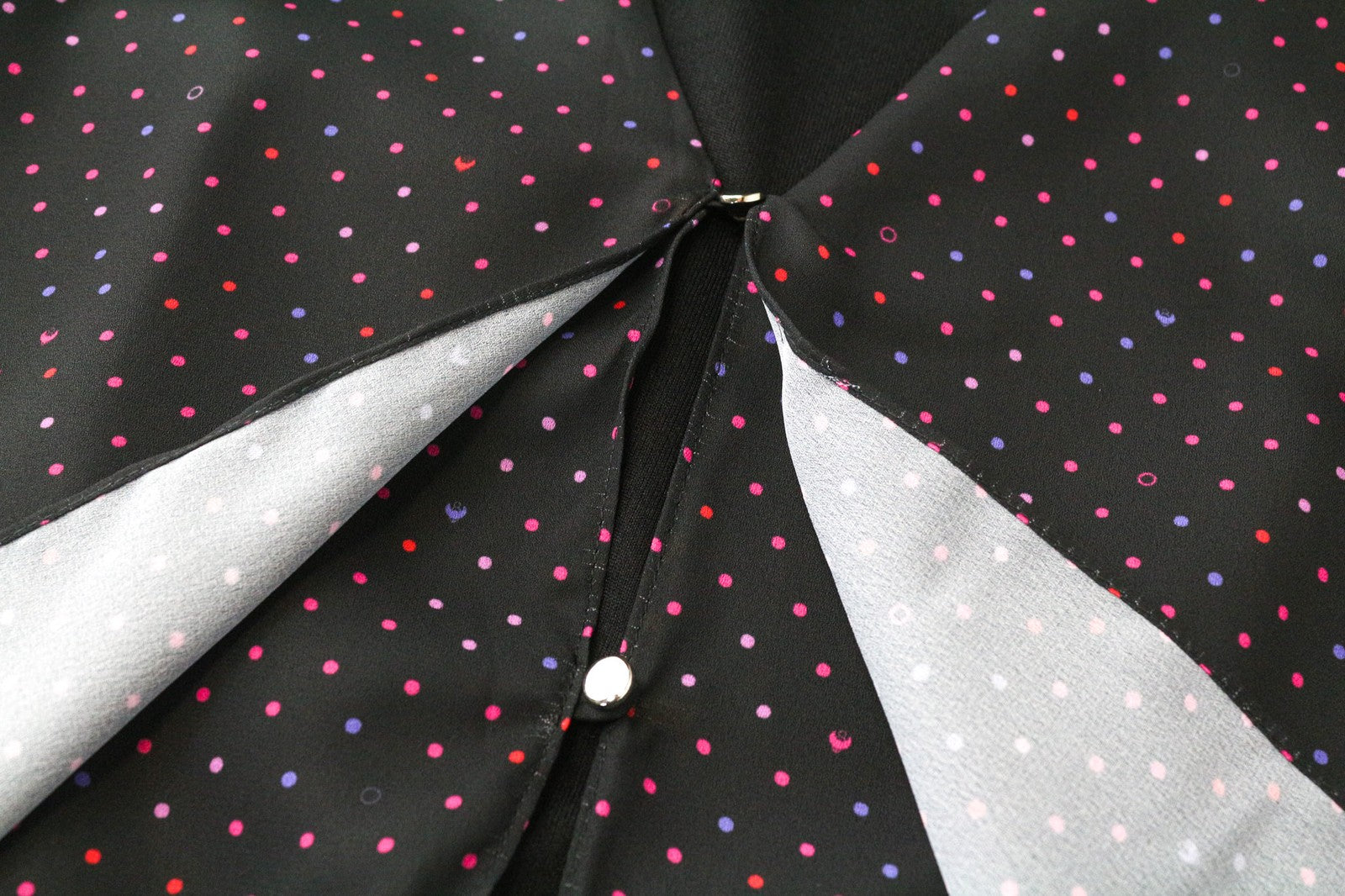 FRANKIE MORELLO moteriška palaidinė XS juoda be rankovių taškuota palaidinė apvaliu kaklu 