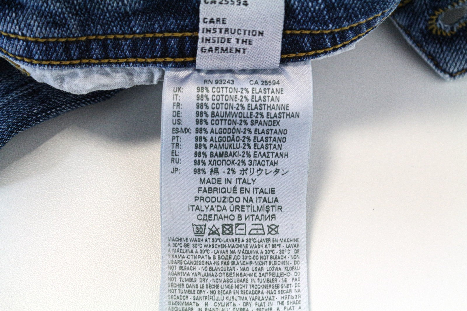 DIESEL Thommer 0090M vyriški džinsai W28/L32 mėlyni plėšyti ploni aptempti tamprūs džinsai 