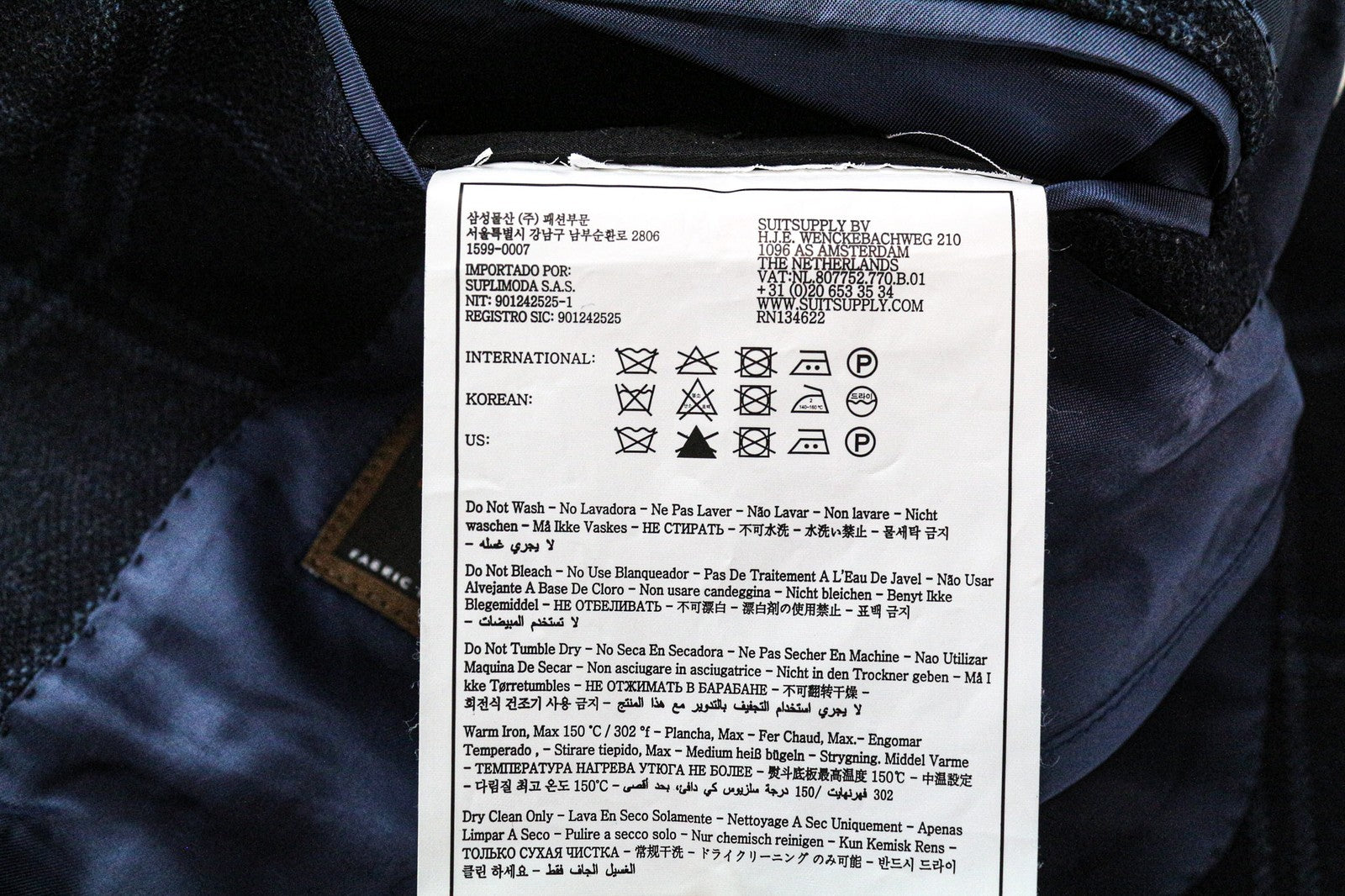 SUITSUPPLY vyriškas švarkas „Havana“ su plonu mėlynu languotu švarku, UK34R, su grynos vilnos pamušalu 