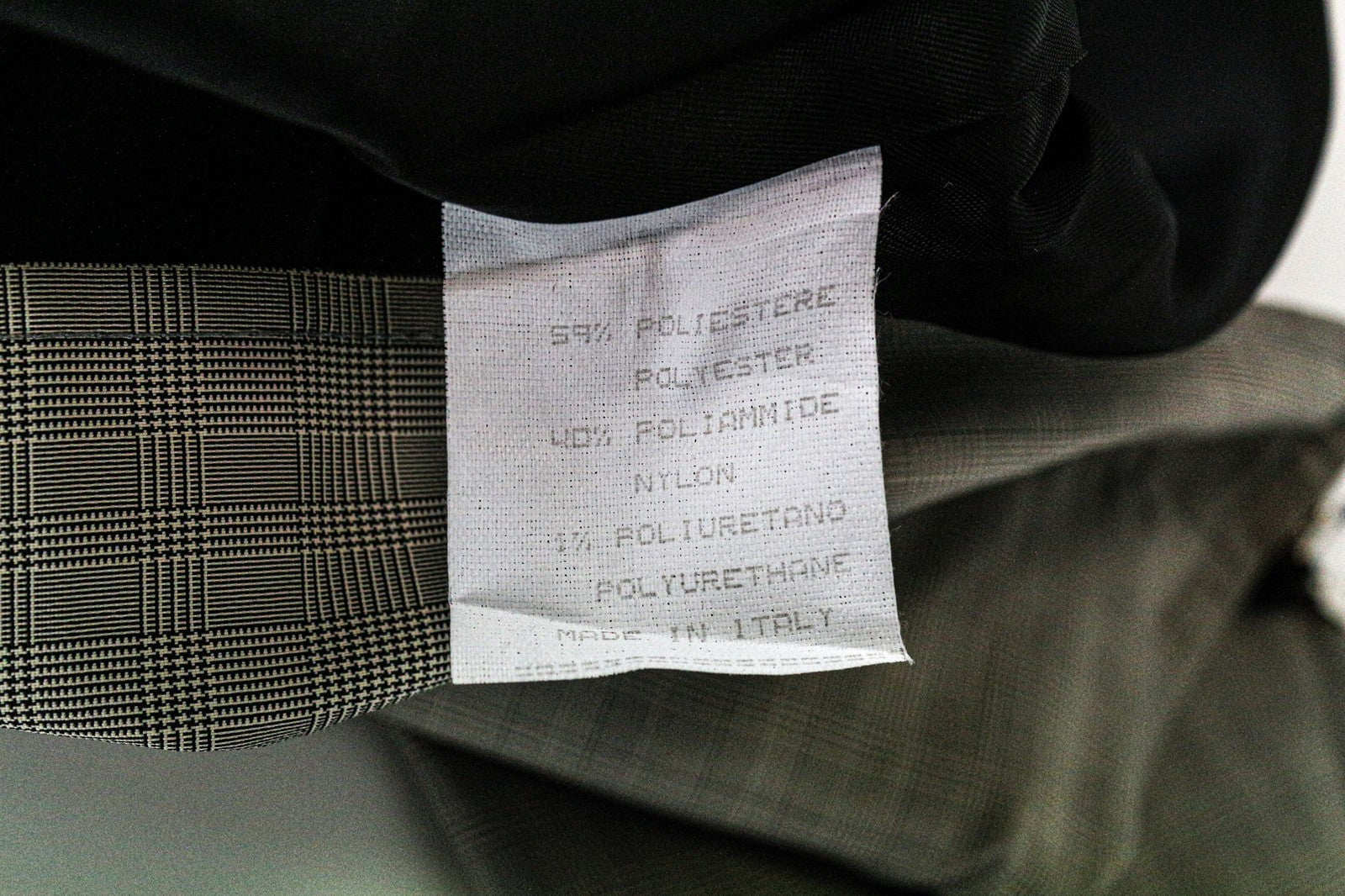 JOHN RICHMOND vyriška striukė UK18 pilka languota rašto užtrauktuku ilgomis rankovėmis lengva 