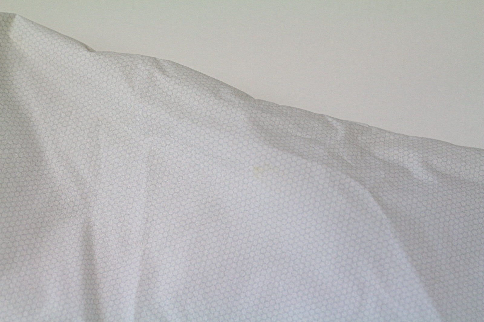 REPLAY vyriška striukė L dydžio, šviesiai pilka, su gobtuvu, užtrauktuku, šviesą atspindinčia, lengva, be pamušalo 