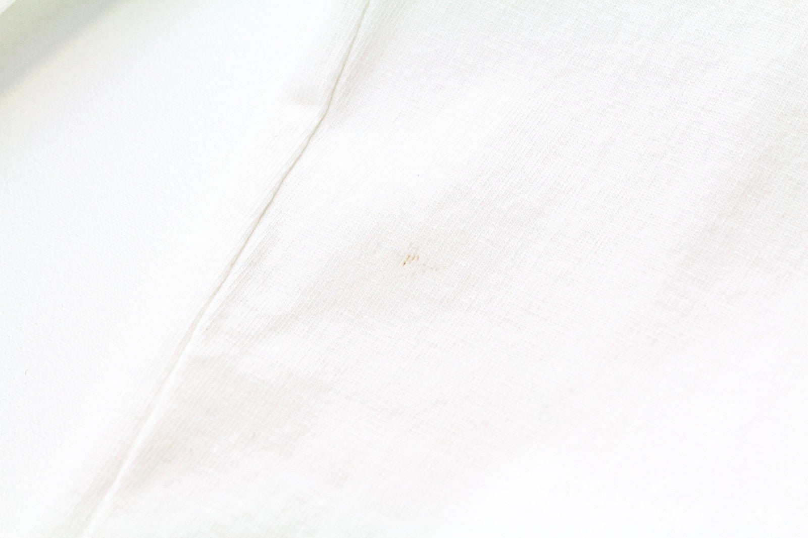 MAISON SCOTCH moteriški marškinėliai S dydžio, balkšvi, megztinis su trumpomis rankovėmis, medvilninis logotipas 