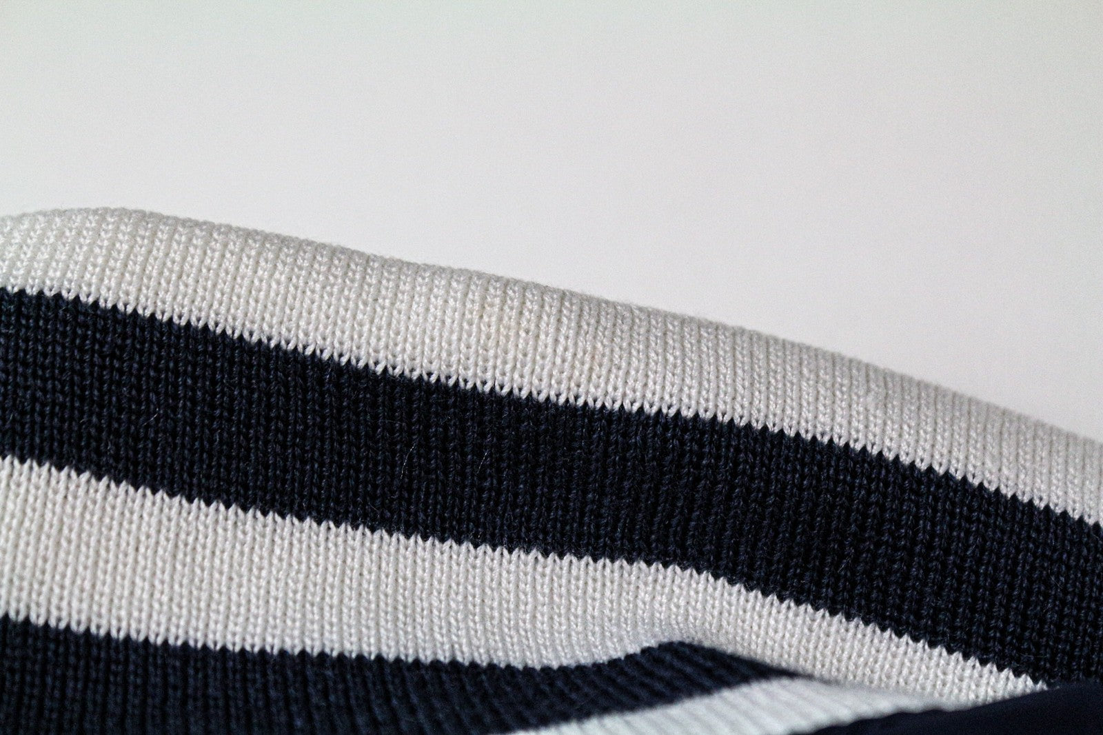 RICHMOND vyriška IT46 tamsiai mėlyna beisbolo stiliaus striukė su briaunomis ir pamušalu, dizainerio aukštu kaklu 