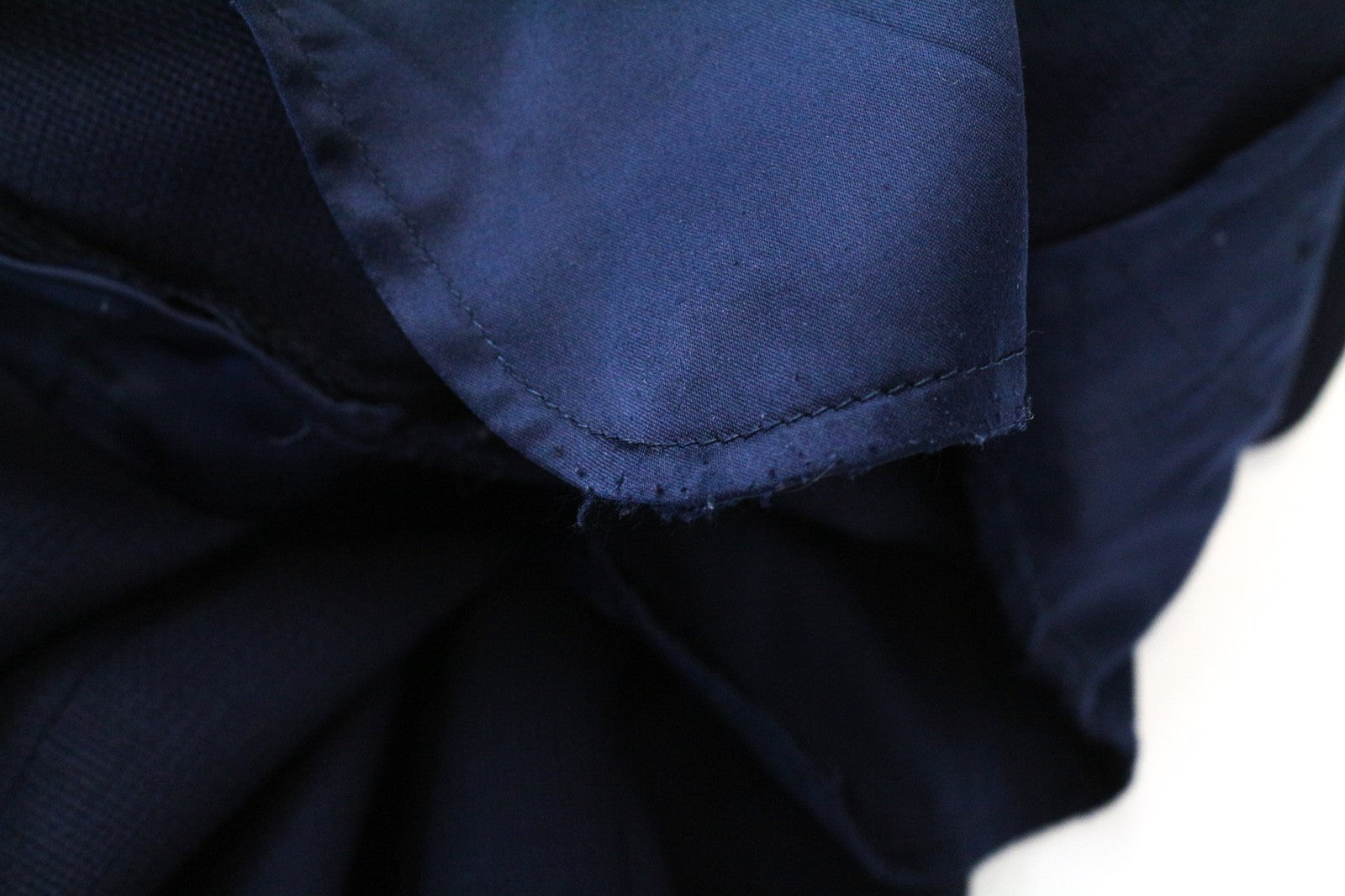 SUISTUDIO Lane moteriškos kelnės UK14R mėlynos klostuotos grynos vilnos klasikinio stiliaus 