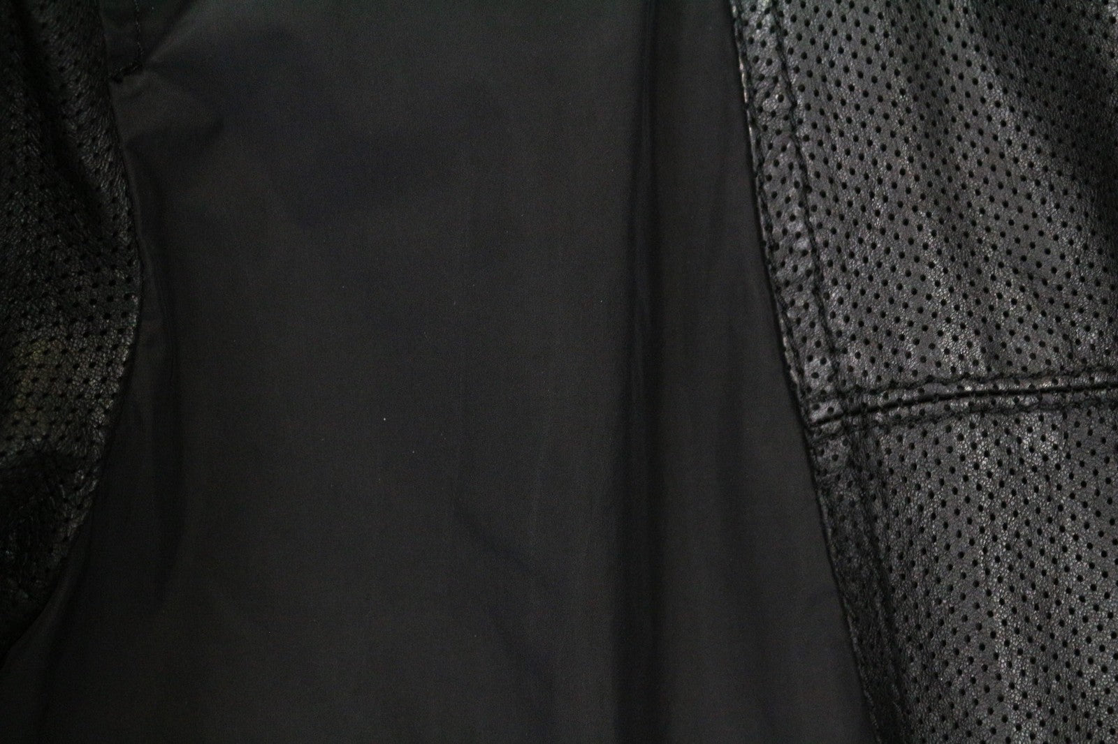 RICHMOND vyriška striukė IT48 juoda dizainerio bomber stiliaus lengva klasikinė su lopais 