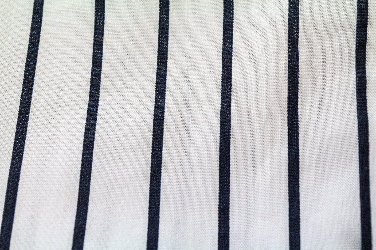 SCOTCH &amp; SODA vyriški marškinėliai M, balti, grynos medvilnės, dryžuoti, ilgi, klasikiniai, prigludę 