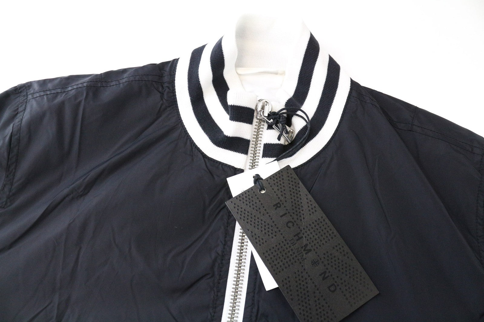 RICHMOND vyriška striukė 48 juoda laisvalaikio bomber stiliaus, lengva, užtrauktuku, ilgomis rankovėmis 