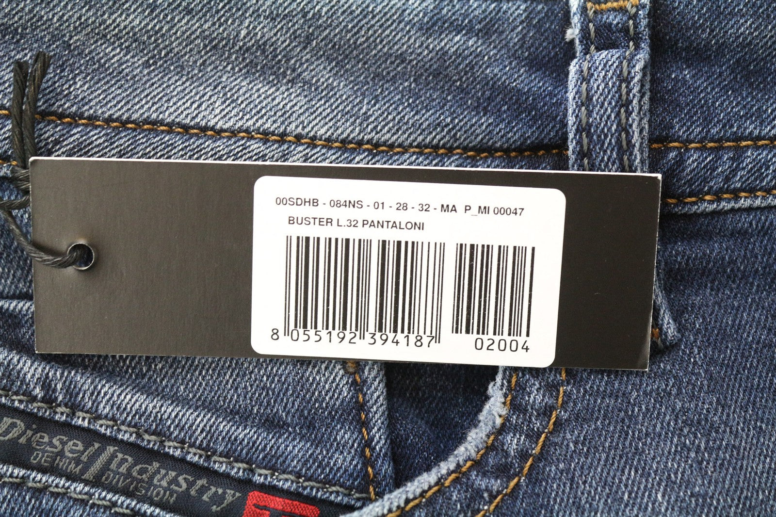 DIESEL Buster 084NS vyriški džinsai W28/L32 mėlyni, siaurėjantys, įprasto kirpimo, tamprūs. 