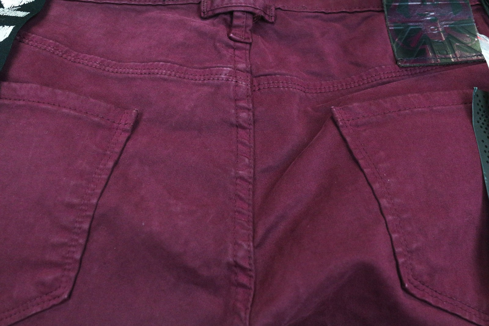 RICHMOND Punk moteriškos kelnės 28 violetinės, plonos, tamprios, medvilninės, plokščio priekio, laisvalaikio stiliaus 