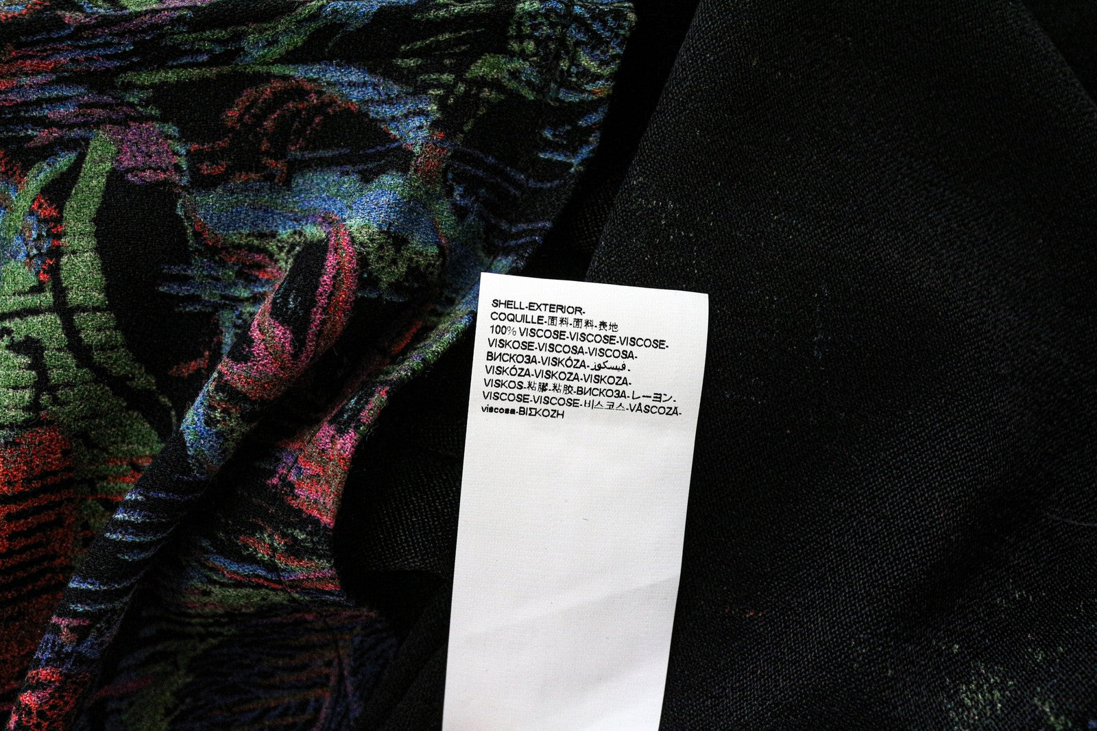 DESIGUAL Octavio moteriška suknelė, 36 cm, juoda, raštuota, trumpomis rankovėmis. 