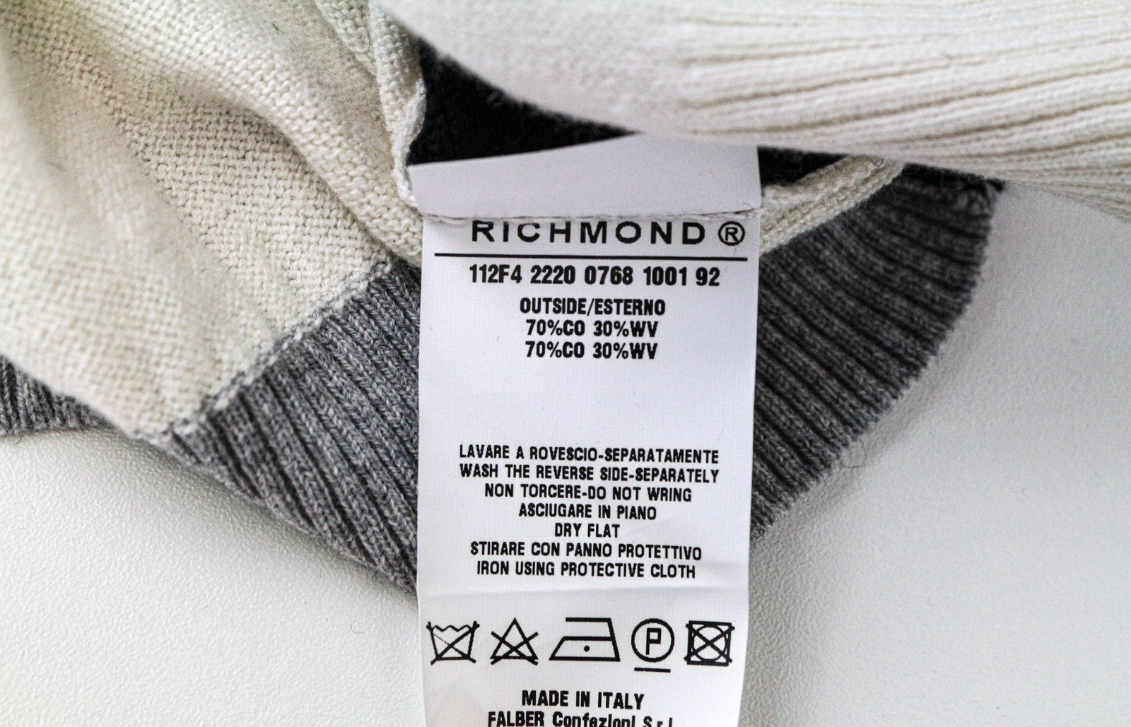 RICHMOND vyriškas kardiganas 50 balkšvos spalvos, juodos spalvos medvilnės vilnos ilgomis rankovėmis, su užtrauktuku 