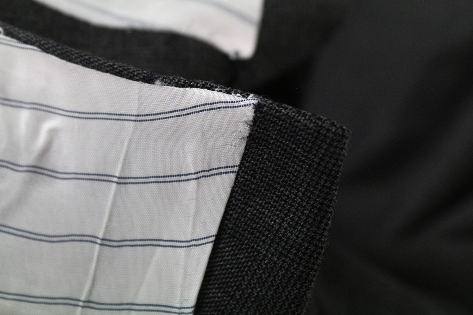 SUITSUPPLY La Spalla vyriškas švarkas UK38R pilkas vilnonis „Super 150's“ raštuotas 