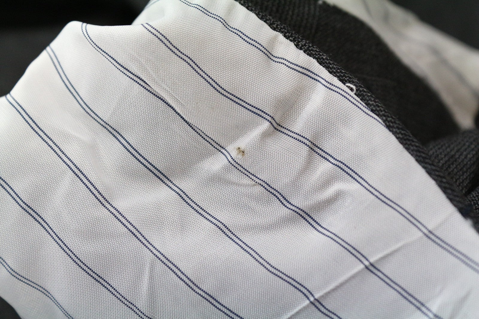 SUITSUPPLY La Spalla vyriškas švarkas UK38R pilkas vilnonis „Super 150's“ raštuotas 