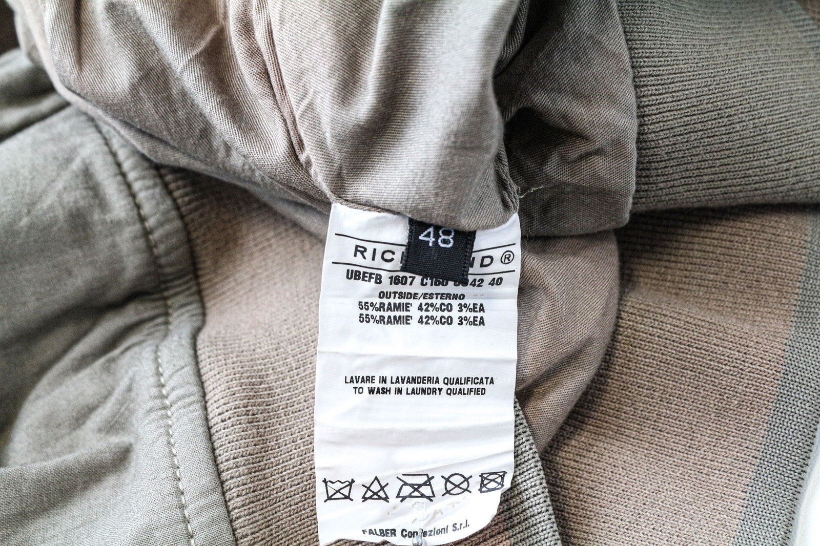 RICHMOND vyriška bomber striukė 48 smėlio spalvos ruda medvilninė tampri laisvalaikio stiliaus su užtrauktuku 