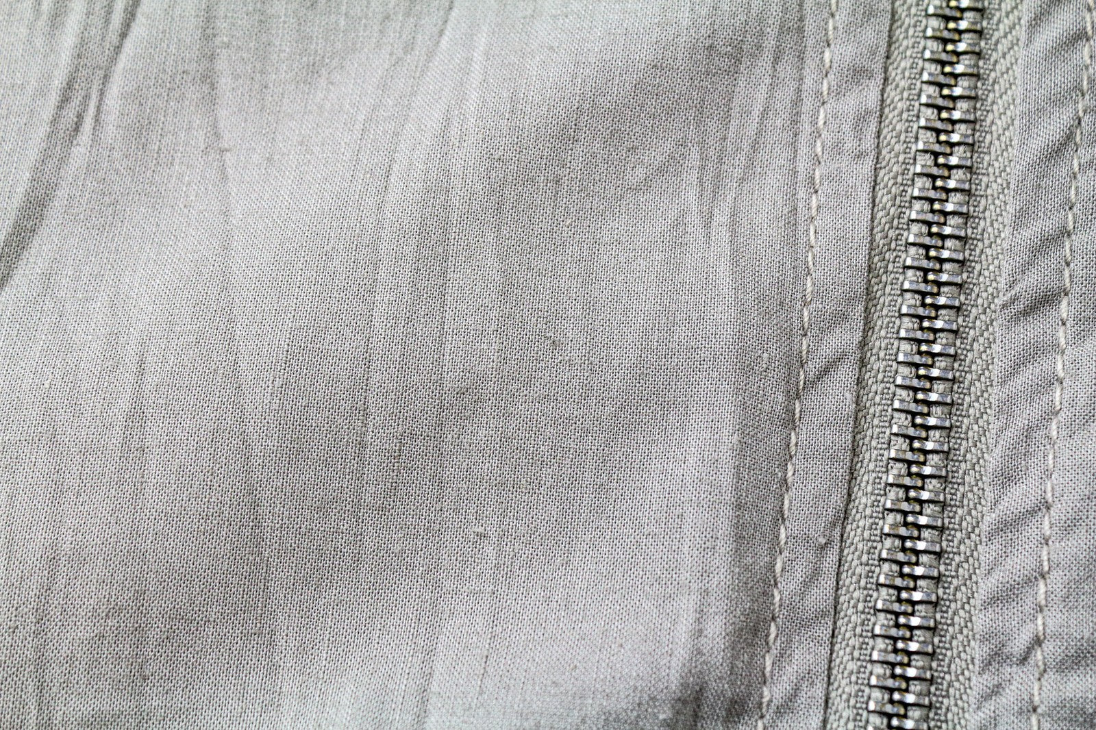 RICHMOND vyriška bomber striukė 48 smėlio spalvos ruda medvilninė tampri laisvalaikio stiliaus su užtrauktuku 