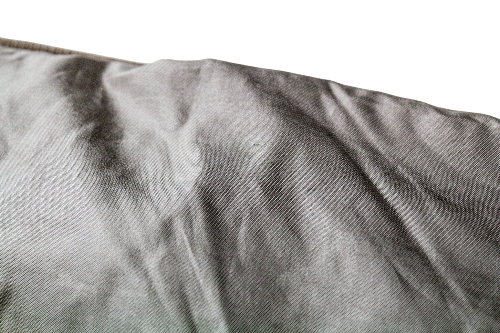 RICHMOND vyriška laisvalaikio striukė 48 ruda blizgi užtrauktuku priekyje ilgomis rankovėmis lengva 