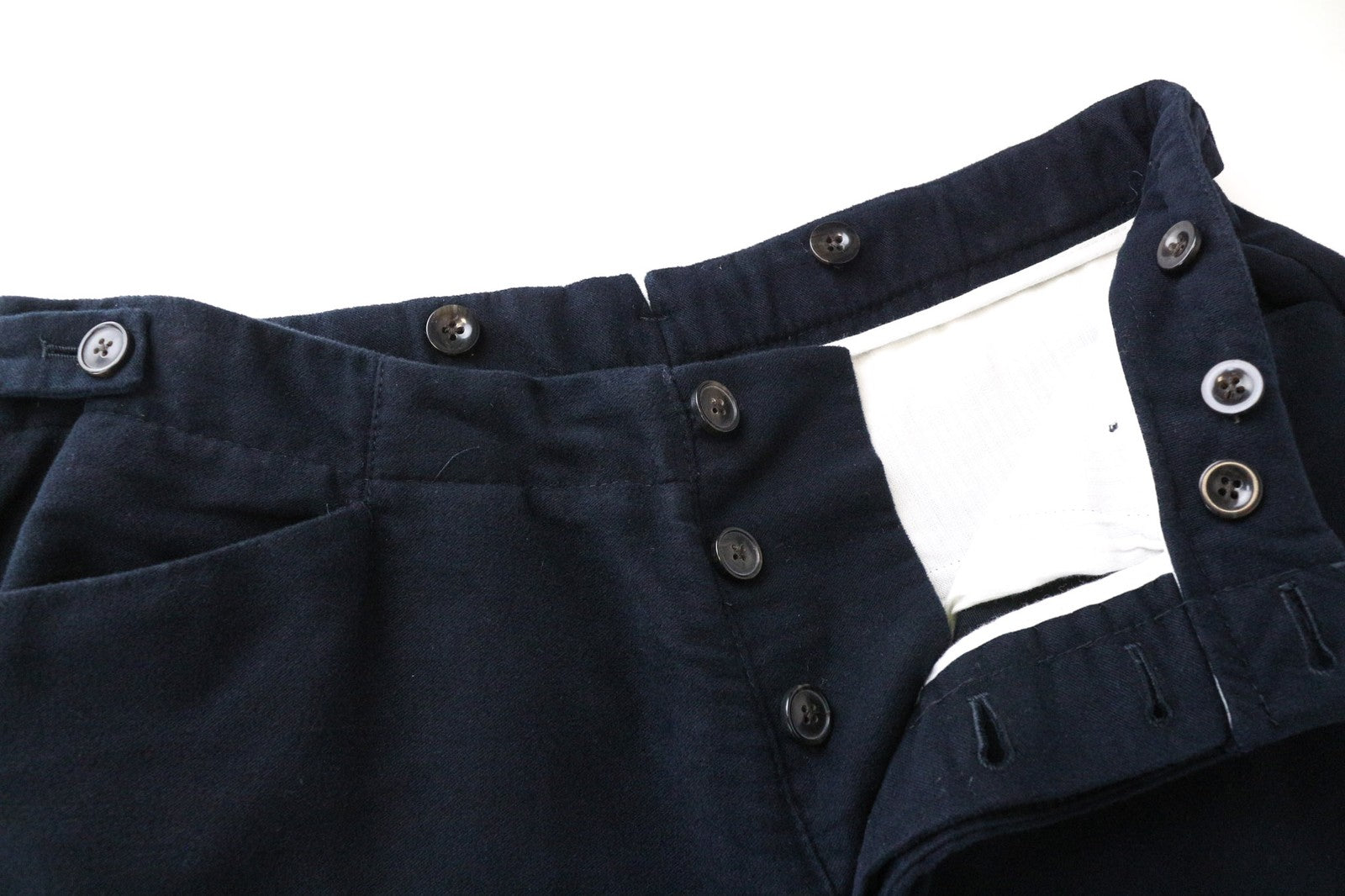 SUITSUPPLY Jort Porto vyriškos klostuotos kelnės, UK30R, tamsiai mėlynos, klasikinės, grynos medvilnės 