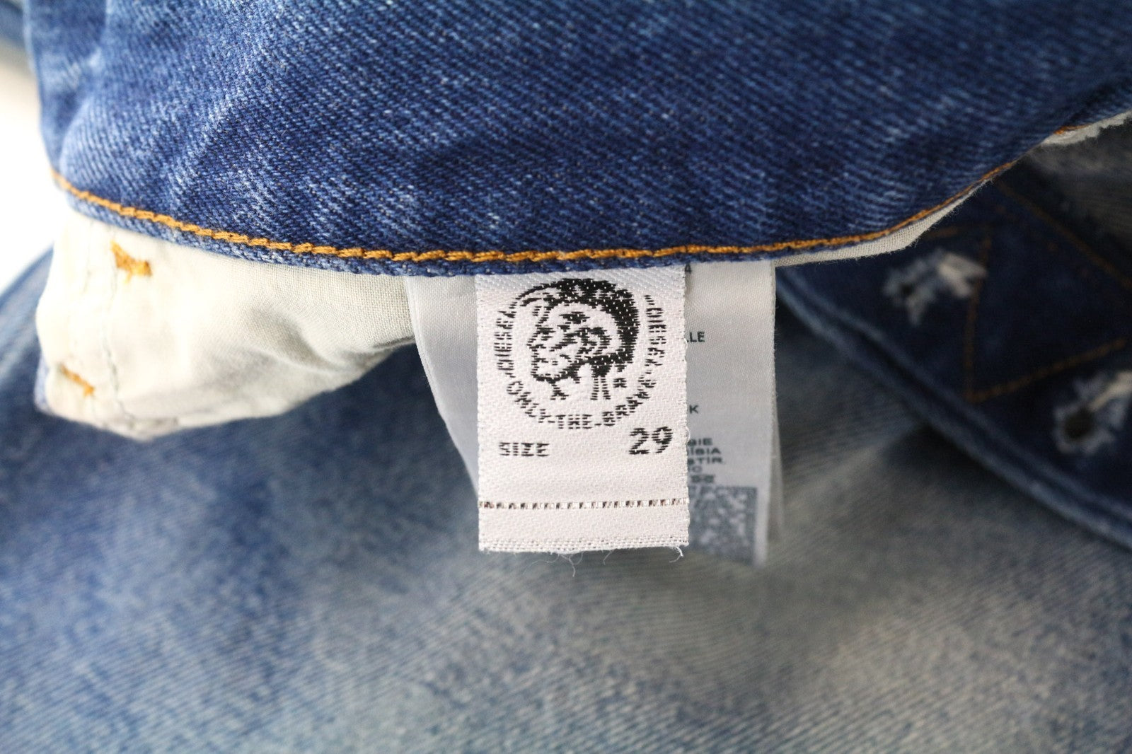 DIESEL D-Aygle 0076Y Men Jeans W29/L32 Buttoned Blue Tapered Cut Non-Stretch