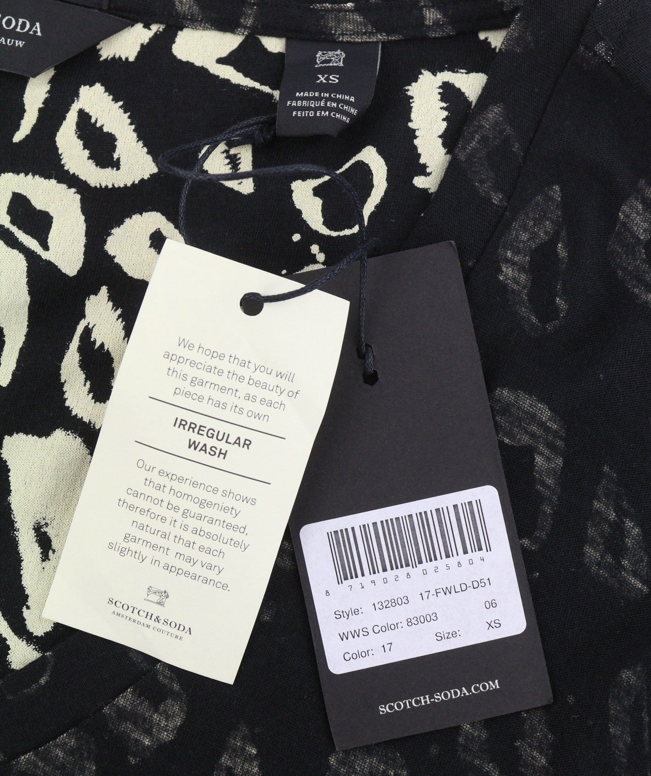 SCOTCH & SODA Women's T-Shirt XS Black Pattern V-Neck Short Sleeve