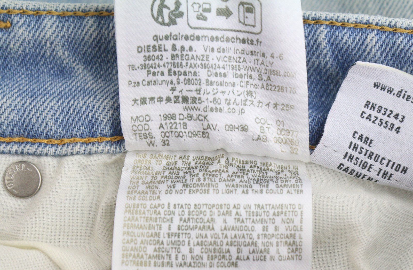 DIESEL 1998 D-Buck 09H39 Men Jeans W32/L32 Blue Distress Slim Bootcut RRP195