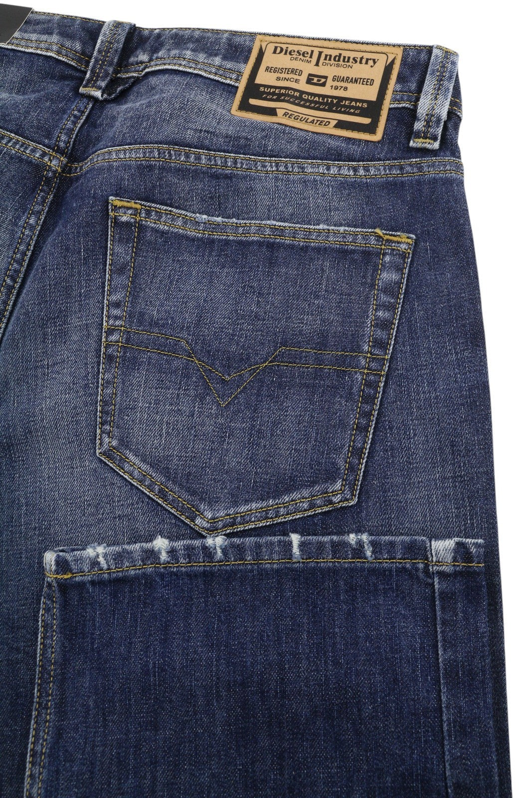 DIESEL 1985 Larkee R917X Men Jeans W36/L32 Blue Whiskers Faded Straight RRP195