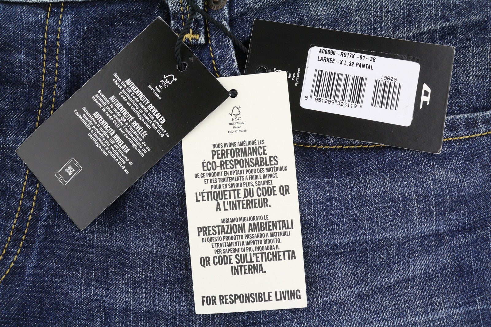 DIESEL 1985 Larkee R917X Men Jeans W38/L32 Blue Whiskers Faded Straight RRP195