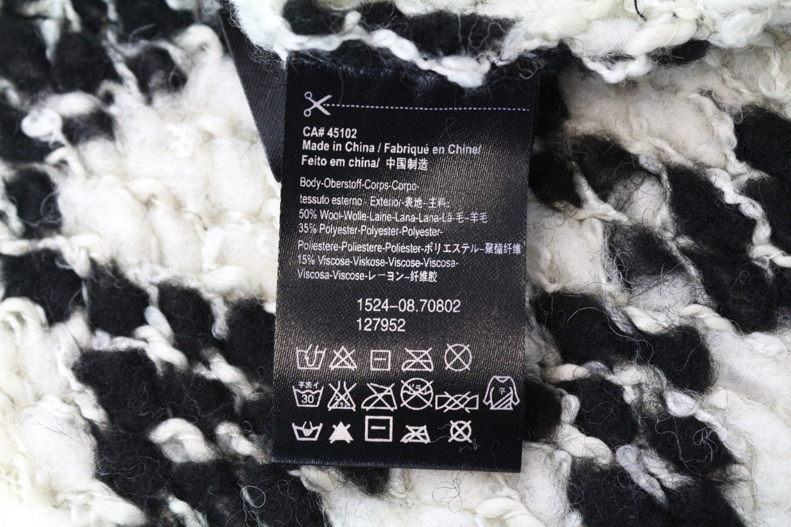 MAISON SCOTCH Women Scarf One Size Black Geometric Triangle Wool Chunky Knit