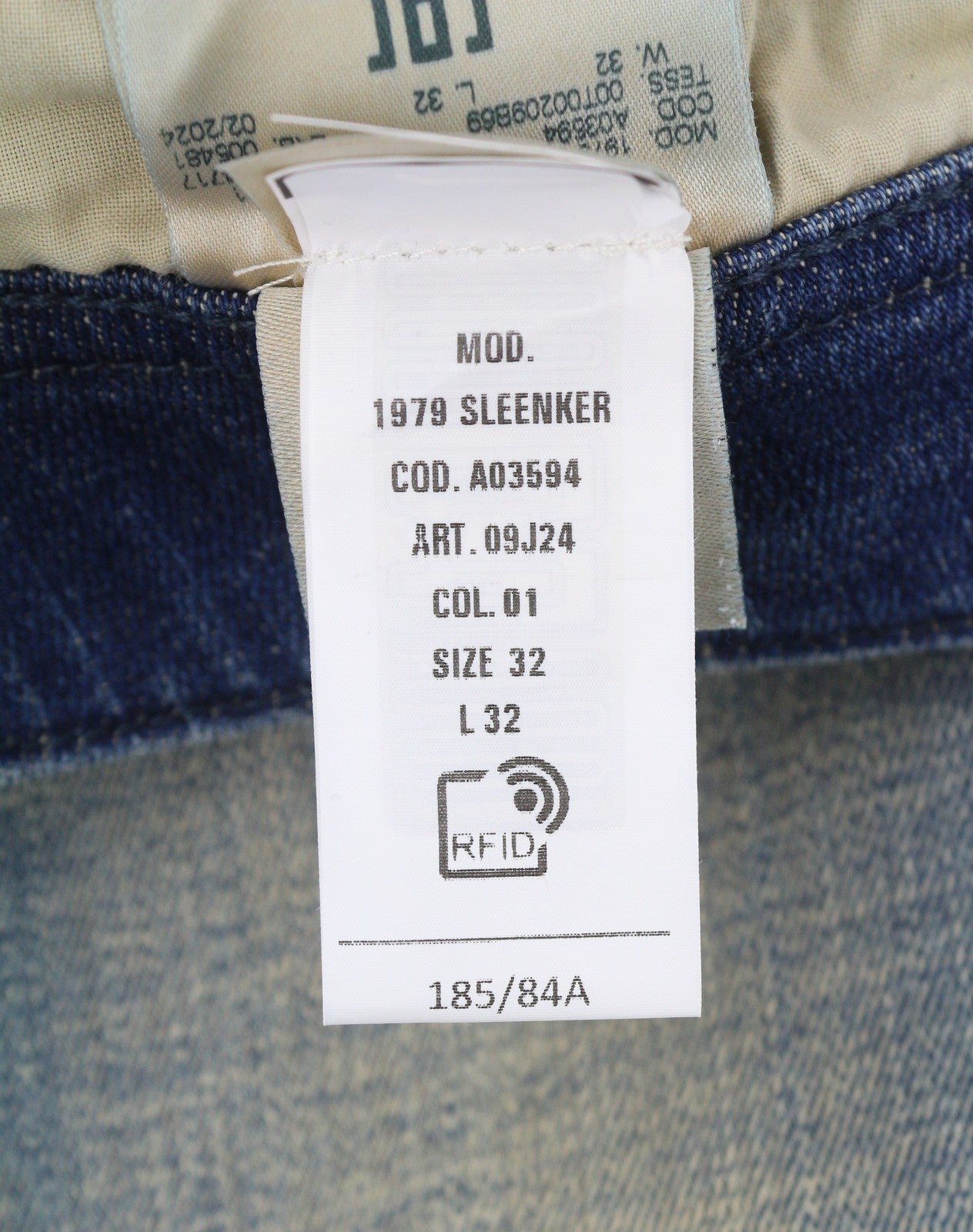 DIESEL 1979 Sleenker 09J24 Men Jeans W32/L32 Blue Faded Skinny Low Waist RRP250