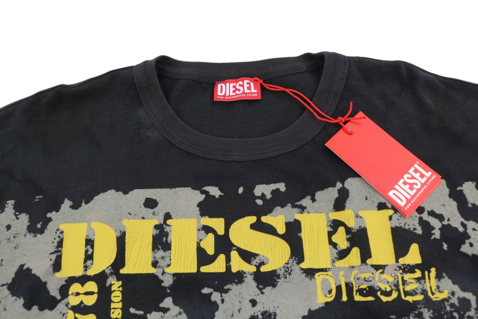 DIESEL T-Boxt-Q4 Men T-Shirt L Black Patterned Oversized Crew Short Sleeved
