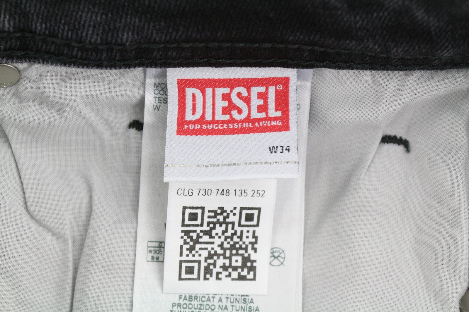 DIESEL 1979 Sleenker R9G61 Men Jeans W34/L32 Black Whiskers Faded Skinny RRP150