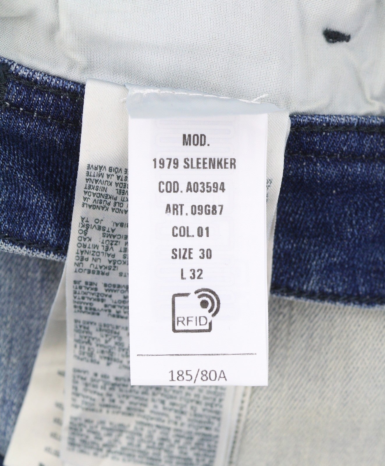 DIESEL 1979 Sleenker 09G87 Men Jeans W30/L32 Blue Faded Low Waist Skinny RRP295