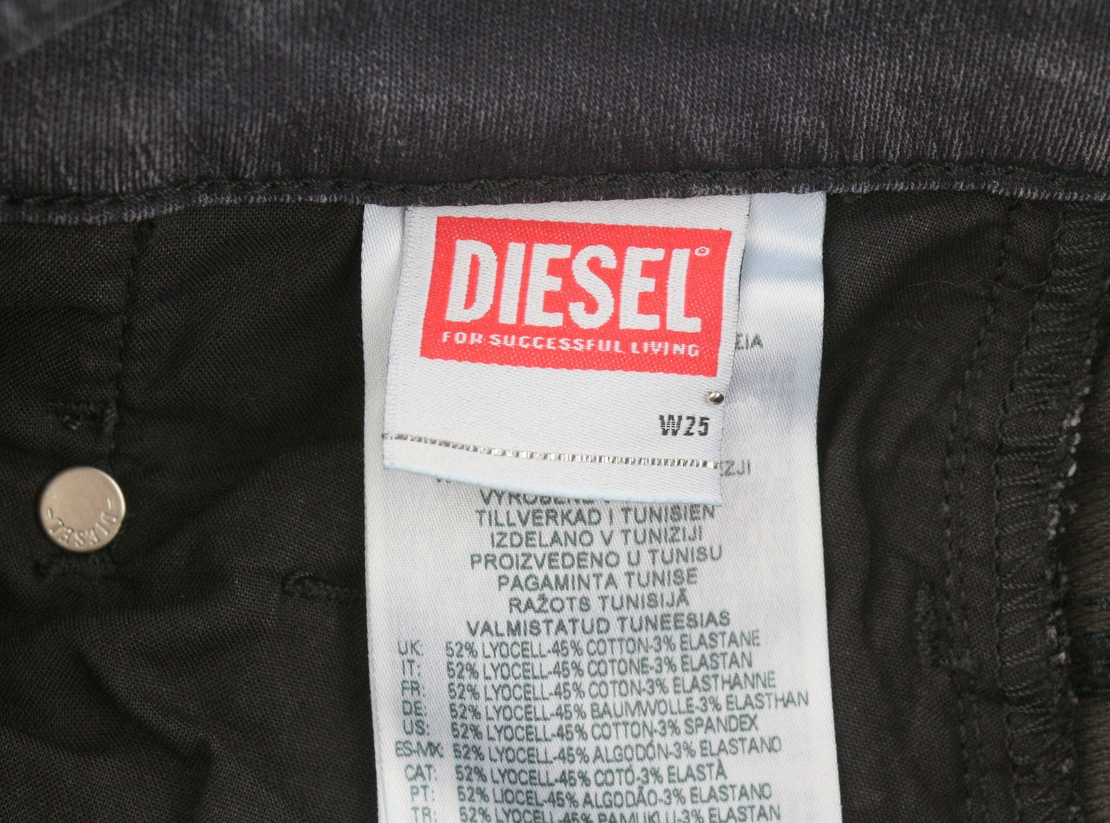 DIESEL D-Fayza-B Jogg 068FP Women's Jeans W25 Grey Faded Distress Cropped Denim