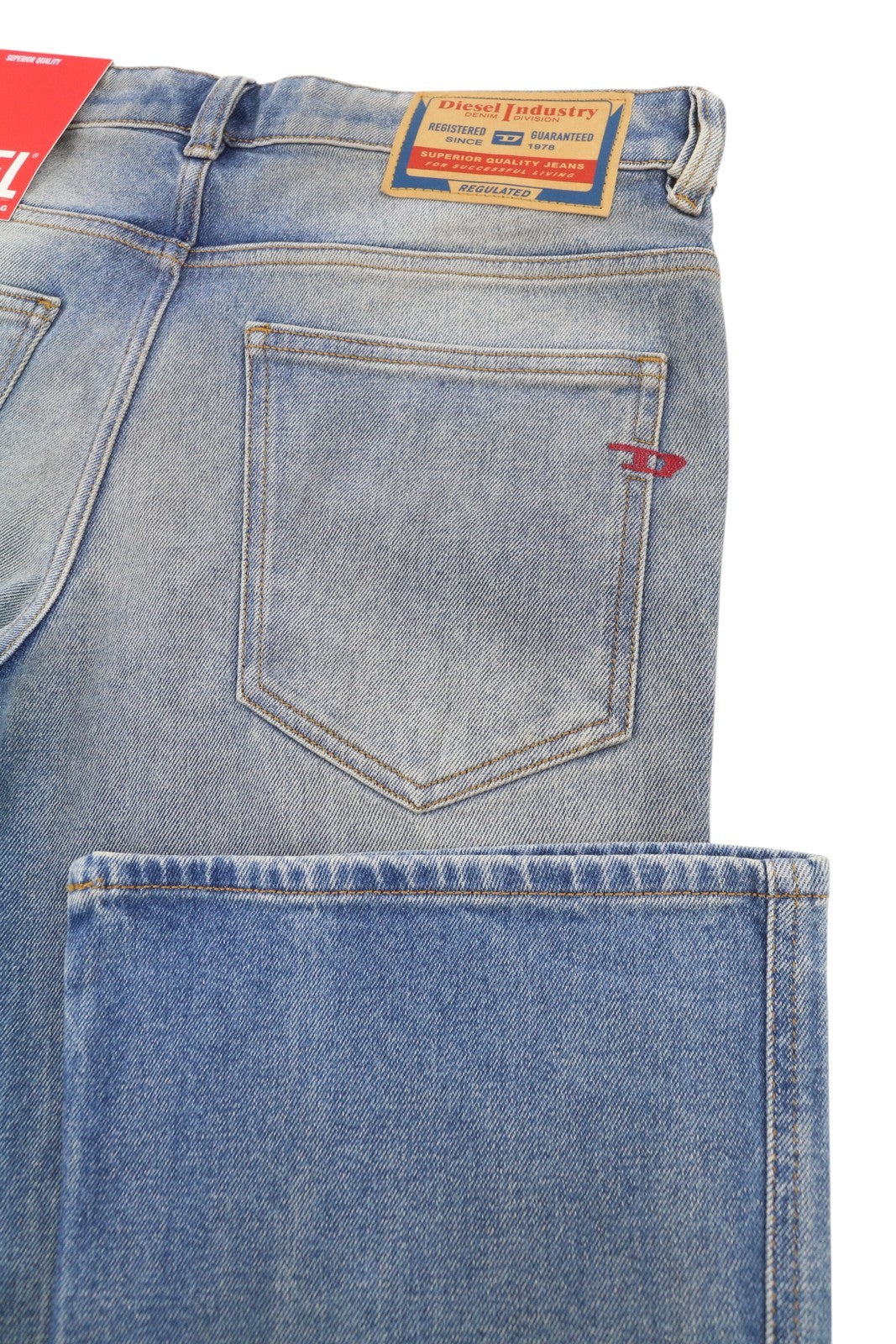 DIESEL 1998 D-Buck 09L30 Men Jeans W34/L32 Blue Slim Fit Bootcut Leg RRP225