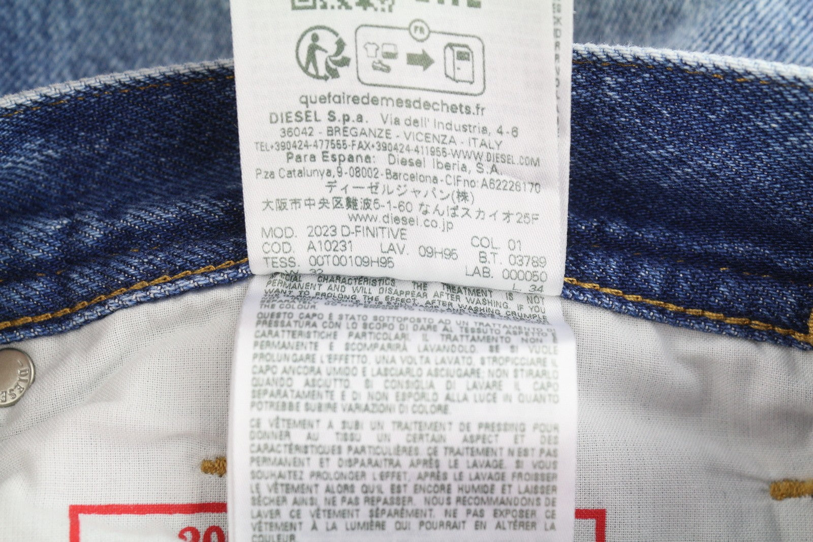 DIESEL 2003 D-Finitive 09H95 Men Jeans W32/L34 Blue Regular Tapered Fit RRP195