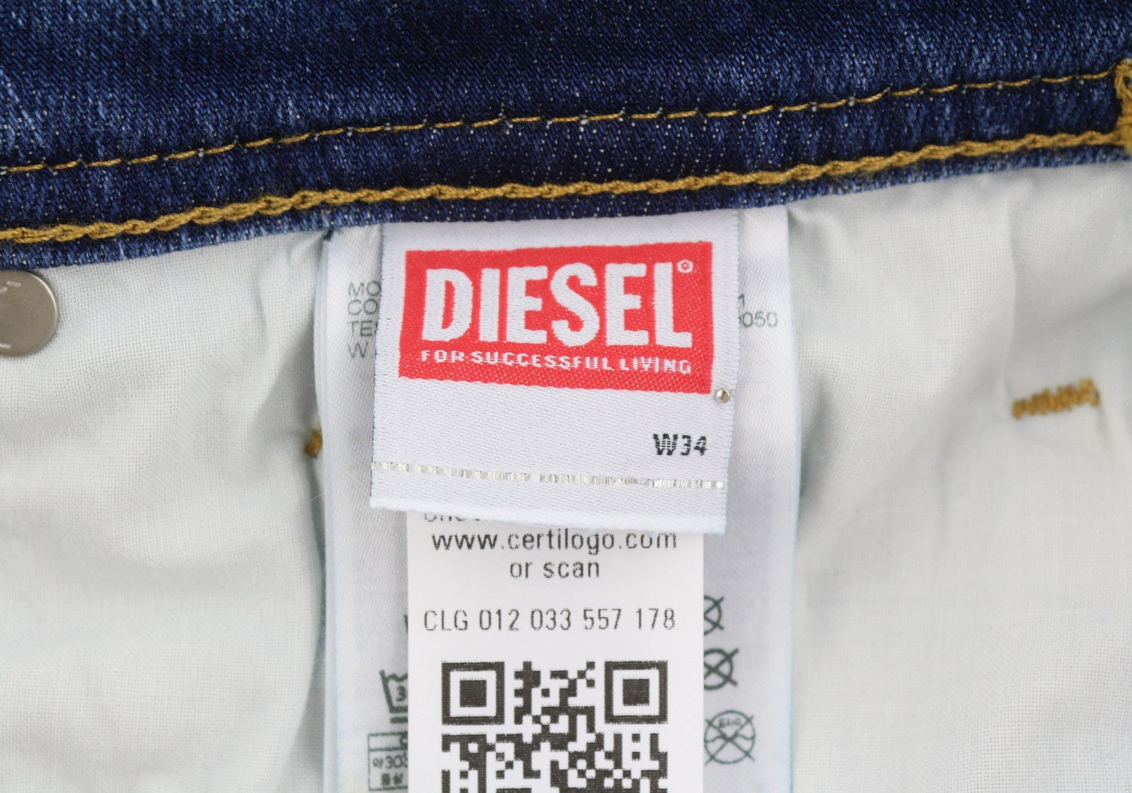 DIESEL 1979 Sleenker 09L02 Men Jeans W34/L32 Blue Faded Skinny Low Waist