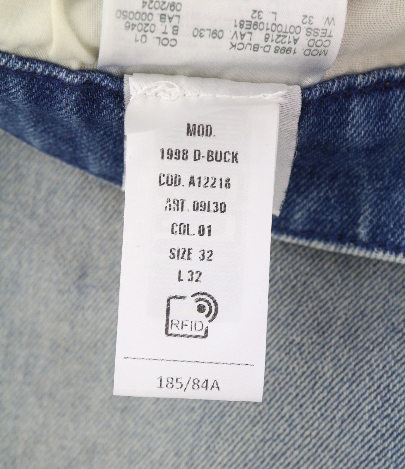 DIESEL 1998 D-Buck 09L30 Men Jeans W32/L32 Blue Slim Fit Bootcut Leg RRP225
