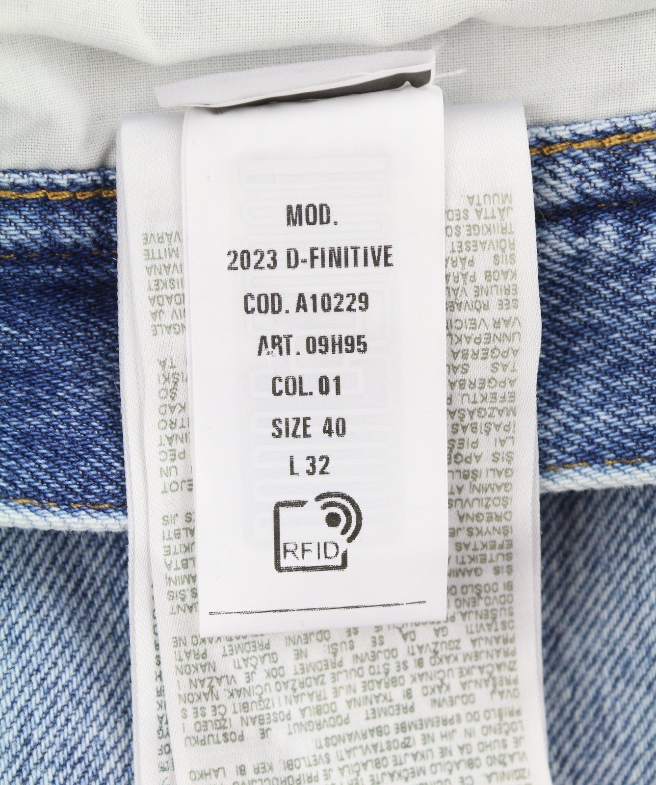 DIESEL 2003 D-Finitive 09H95 Men Jeans W40/L32 Blue Regular Tapered Fit RRP195