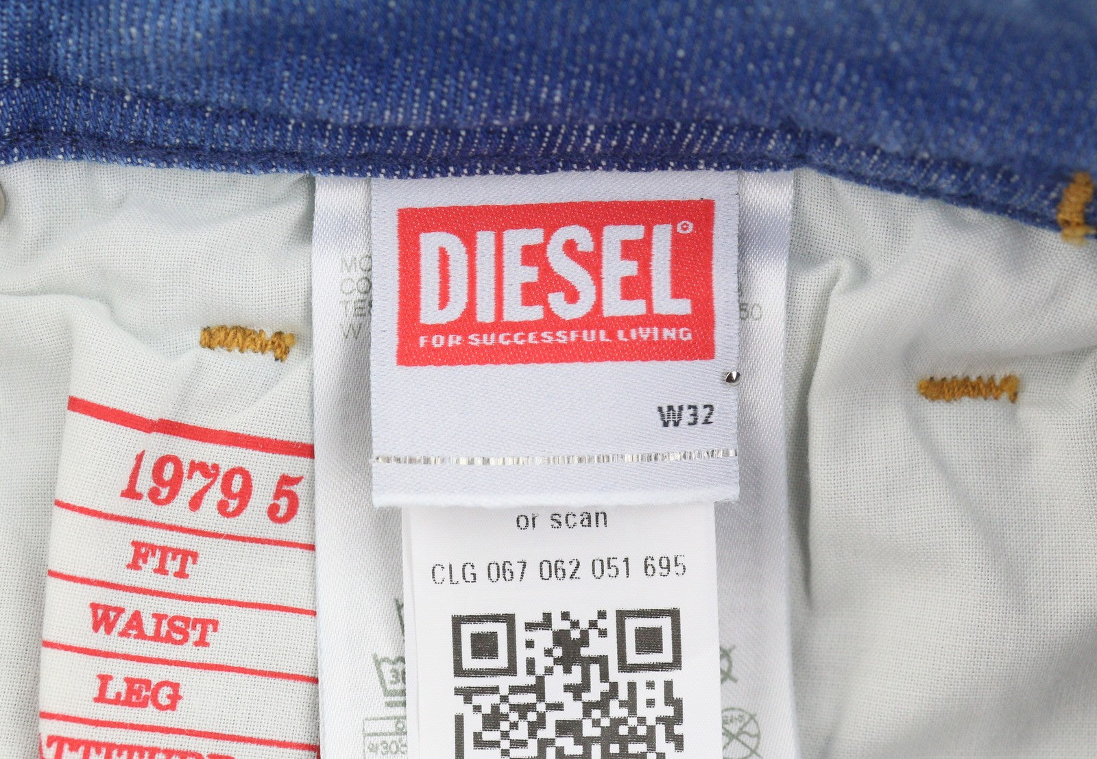 DIESEL 1979 Sleenker 0BMBQ Men Jeans W32/L30 Blue Skinny Fit Low Waist RRP175