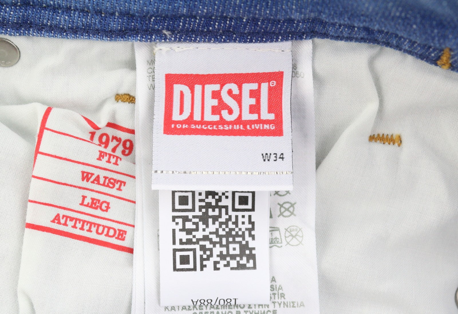 DIESEL 1979 Sleenker 0BMBQ Men Jeans W34/L30 Blue Skinny Fit Low Waist RRP175