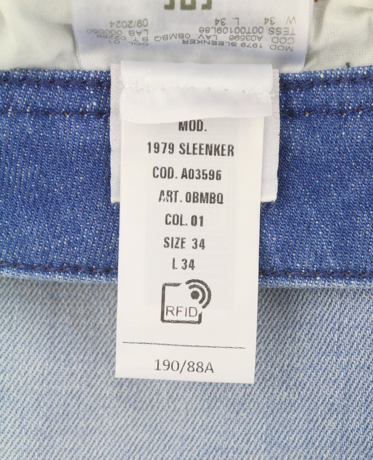 DIESEL 1979 Sleenker 0BMBQ Men Jeans W34/L34 Blue Skinny Fit Low Waist RRP175